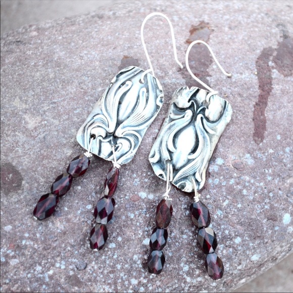 Sterling Silver Garnet Art Noureau Boho Earring 💋 - Picture 2 of 10
